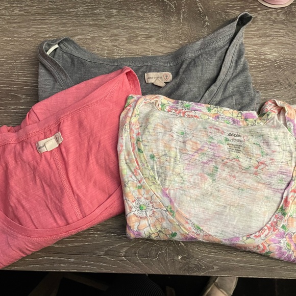 aerie Tops - Aerie 3 t-shirt bundle